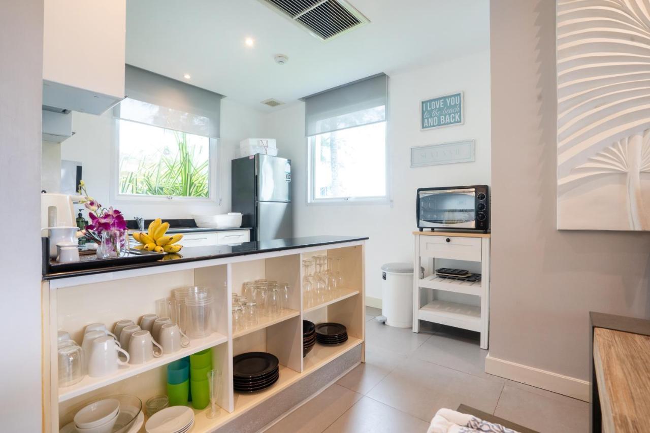 Karon Sea View Beach Apartment Extérieur photo